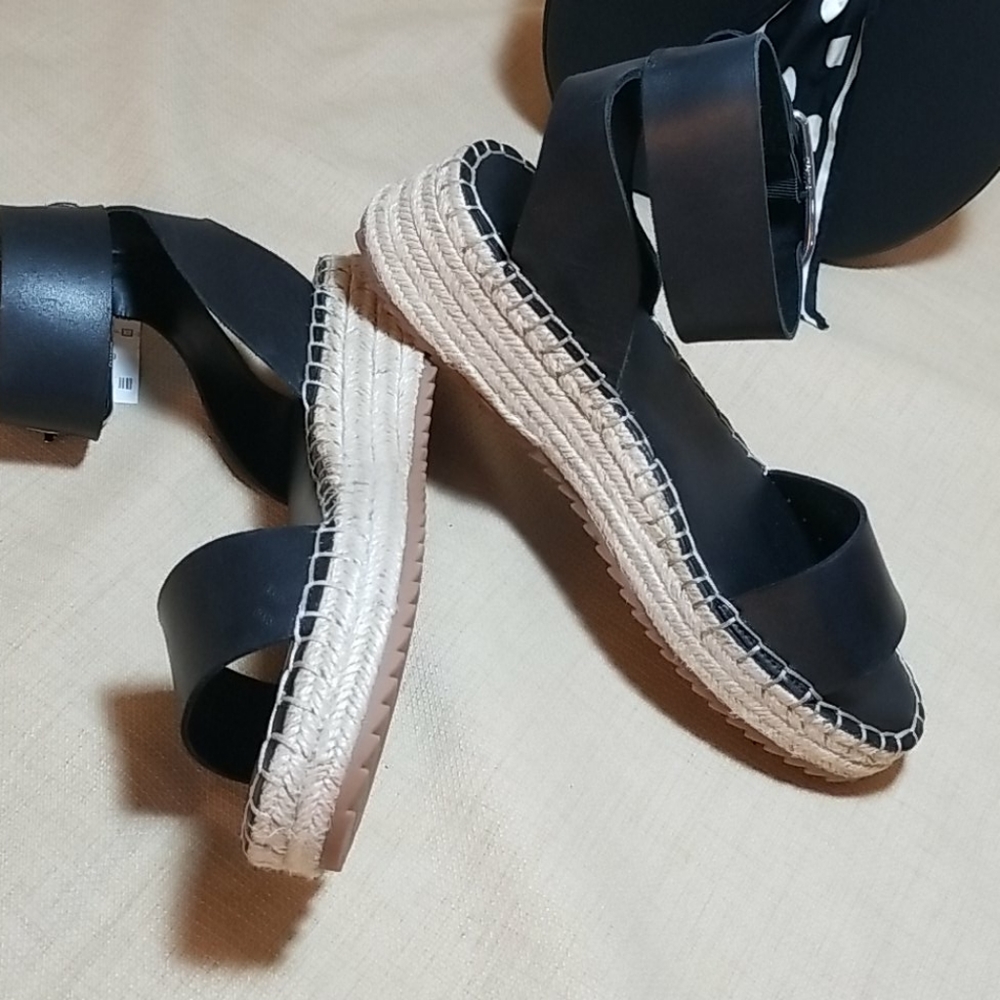 Sandals brand new